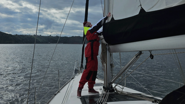 Packing the mainsail.